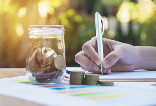 В Роскачестве назвали правила контроля доходов и расходов семейного бюджета