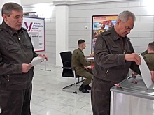 Сергей Шойгу и Валерий Герасимов проголосовали на выборах президента России