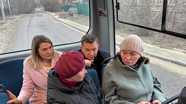 В Пензе министр в утренний час пик прокатился на маршрутке № 26