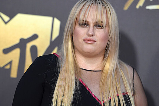 Борьба пирата с мальчиком и романтичная Ребел Уилсон в Okko