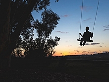 Без страховки и документов: в Приморье бизнесмены предлагают прокатиться над обрывом