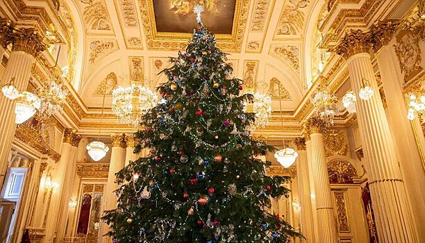 44 школьника из Удмуртии побывали на новогодней ёлке в Кремле