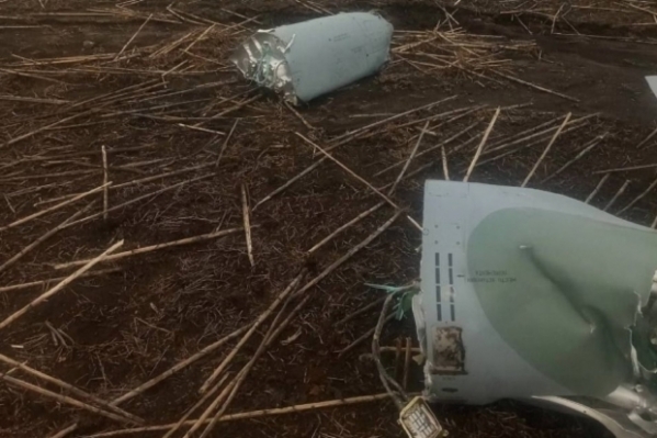 В Волгоградской области в поле нашли обломки неизвестного летающего объекта