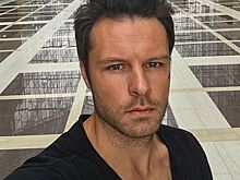 Брак с известной актрисой, новая жена, которая моложе на 14 лет: судьба Евгения Пронина