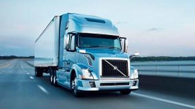 Власти Калининграда намерены узаконить отстойники для фур и запретить им проезд по региональным трассам в жару