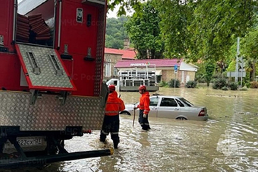 "Особенности климата": что нужно знать туристам о потопе в Сочи