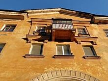 В Норильске мальчик уронил брата с балкона 4 этажа