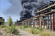 Более 100 спасателей участвуют в тушении пожара на химзаводе в Ереване