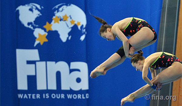 Тимошинина и Тихомирова стали третьими в синхронных прыжках с вышки на Универсиаде