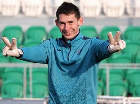 Голкипер «Уфы-2» забил гол в ворота юношеской сборной России со своей половины поля