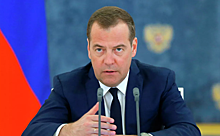 Медведев отреагировал на петицию с призывом создать орден Бандеры