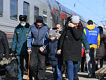 Несколько сибирских губернаторов заявили о готовности принять в своих регионах беженцев из Донбасса