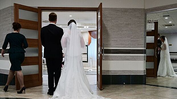 В Москве из-за коронавируса упал спрос на свадьбы