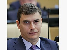 Сергей Шаргунов получил членский билет Союза писателей России нового образца