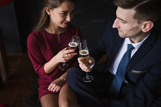Новосибирцы назвали стоимость свиданий в День святого Валентина 14 февраля