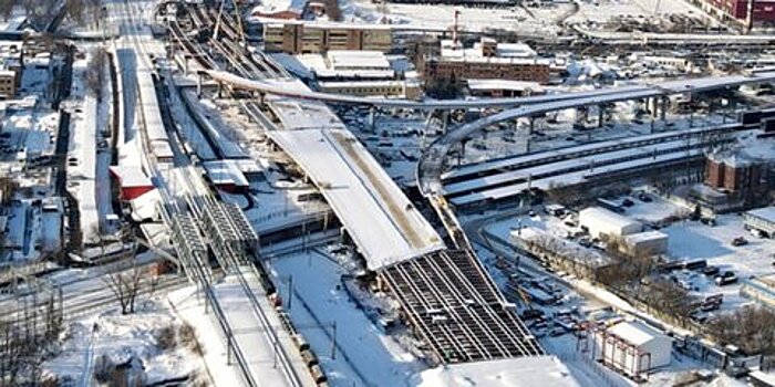 В столице установили пролеты эстакады съезда с СВХ