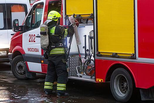 Аппарат для сахарной ваты загорелся в квартире с двумя детьми в Москве