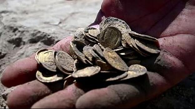 Израильские школьники нашли больше килограмма древнего золота