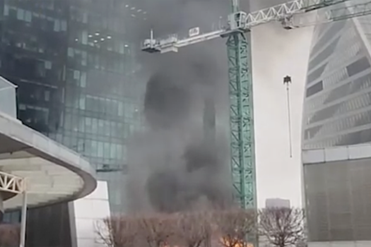 Shot: на стройке рядом с "Москва-Сити" загорелась трансформаторная подстанция