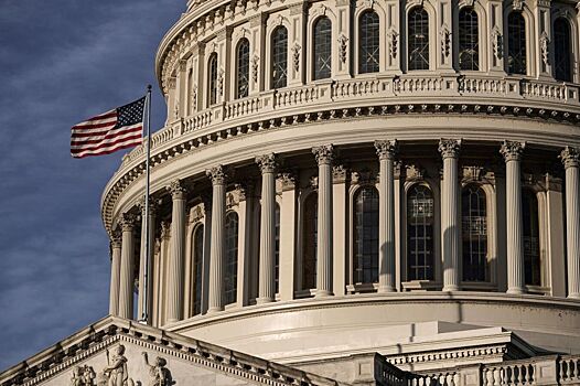 РИА Новости: при согласовании бюджета Конгресс США перессорился из-за денег для Украины