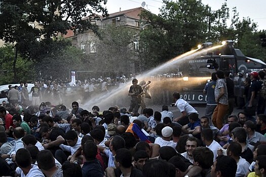 Тарифный майдан в Ереване