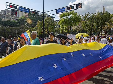 Власти Венесуэлы назвали причину стрельбы у&nbsp;президентского дворца в&nbsp;Каракасе