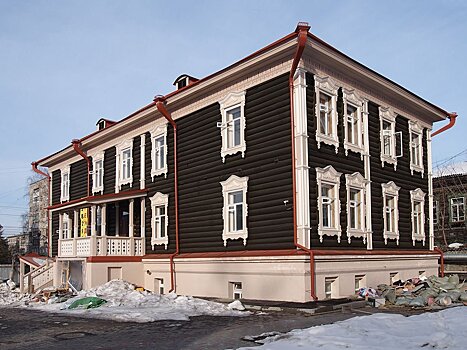 В Томске можно за один рубль взять деревянный дом в аренду. Как это устроено