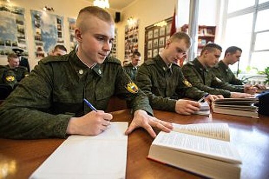 МО продолжило совершенствовать систему военной подготовки студентов