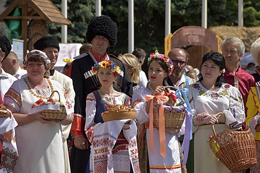 Межрегиональный фестиваль казачьей культуры собрал в Адыгее исполнителей Юга России и СЗФО