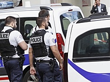 Мужчина с ножом ранил трех женщин в парижском метро