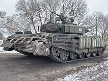 Лейтенант Александр Бялик продолжил вести бой из обездвиженного и горящего танка