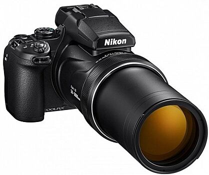 Nikon представила камеру с рекордным зумом