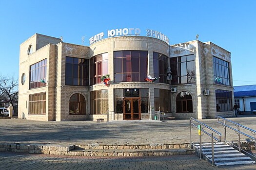 “Большие гастроли”: ТЮЗ Нальчика выступит в Чеченском государственном театре юного зрителя