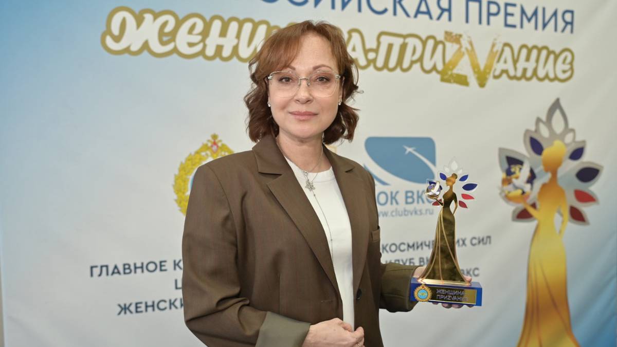 Нет женщин лучше и роднее Россиянок, которые поддерживают ветеранов, военнослужащих, их семьи, удостоили почетных наград