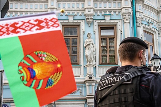 У белорусского посольства в Москве задержали 11 человек