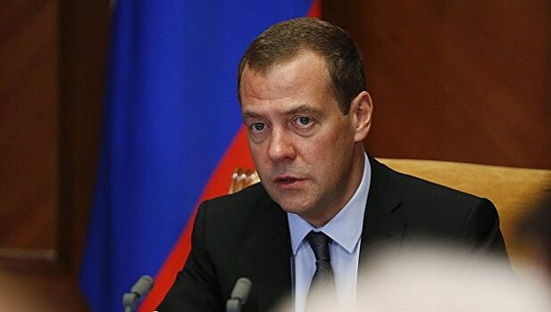 Медведев: В импортозамещение в промышленности вложено 250 млрд рублей за два года
