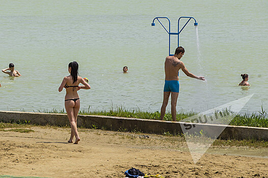 Как пережить жару в Кишиневе: список бассейнов и аквапарков города