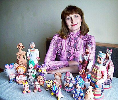 Кокушник, «сорока», завеска. Курянка делает кукол в старинных костюмах Курской губернии
