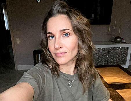 «Ух, какая мокрая»: обнаженная Ковальчук в изогнутой позе поздравила народ с Днем секса