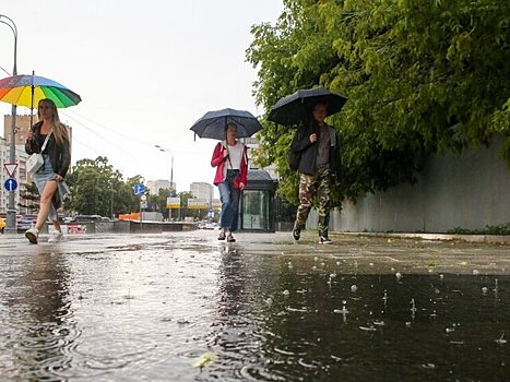 Ледяной ливень в москве. Когда дождь закончится в москве сегодня сейчас. Гроза и дождь. Когда дождь закончится в москве сегодня сейчас. Дождь в москве.