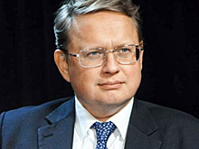 Михаил Делягин прогнозирует девальвацию рубля и доллара после сентября