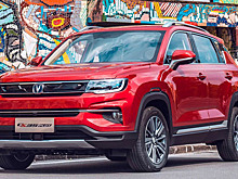 Озвучена стоимость нового кросса Changan CS35 для российского авторынка