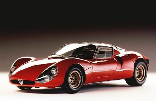 Alfa Romeo показала обновленный гипер-концепт Stradale
