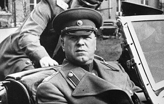 «Георгий Жуков мог погибнуть летом 1943 года»: кто спас ему жизнь