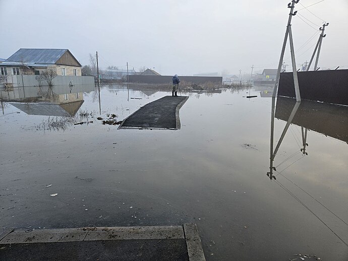 В Оренбургской области за сутки освободилось от воды 84 жилых дома