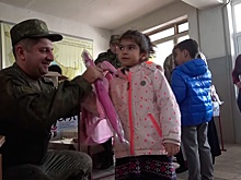 Миротворцы РФ передали гуманитарную помощь садам и школам Карабаха в преддверии холодов