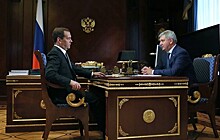Медведев обсудил подготовку к 1 сентября с врио губернатора Воронежской области