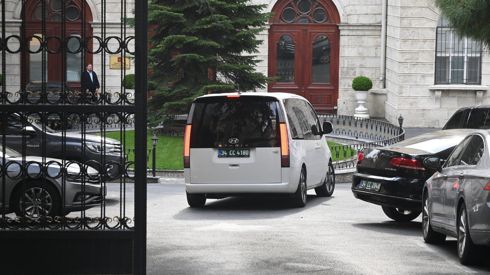 В Стамбуле завершились переговоры делегаций Турции и РФ