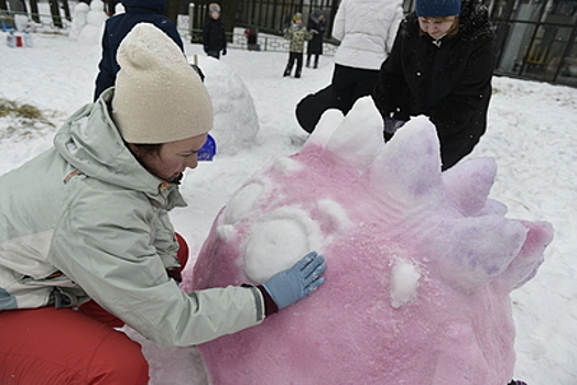Москвичи будут лепить снеговиков и готовить горячие напитки в парках на Новый год