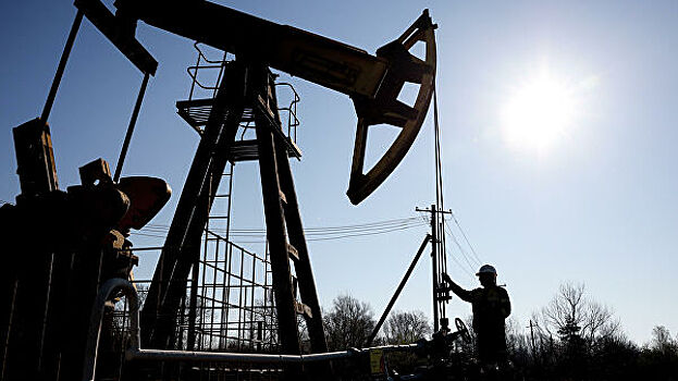 В "Лукойле" рассказали, кто выиграет от ценовой войны на рынке нефти